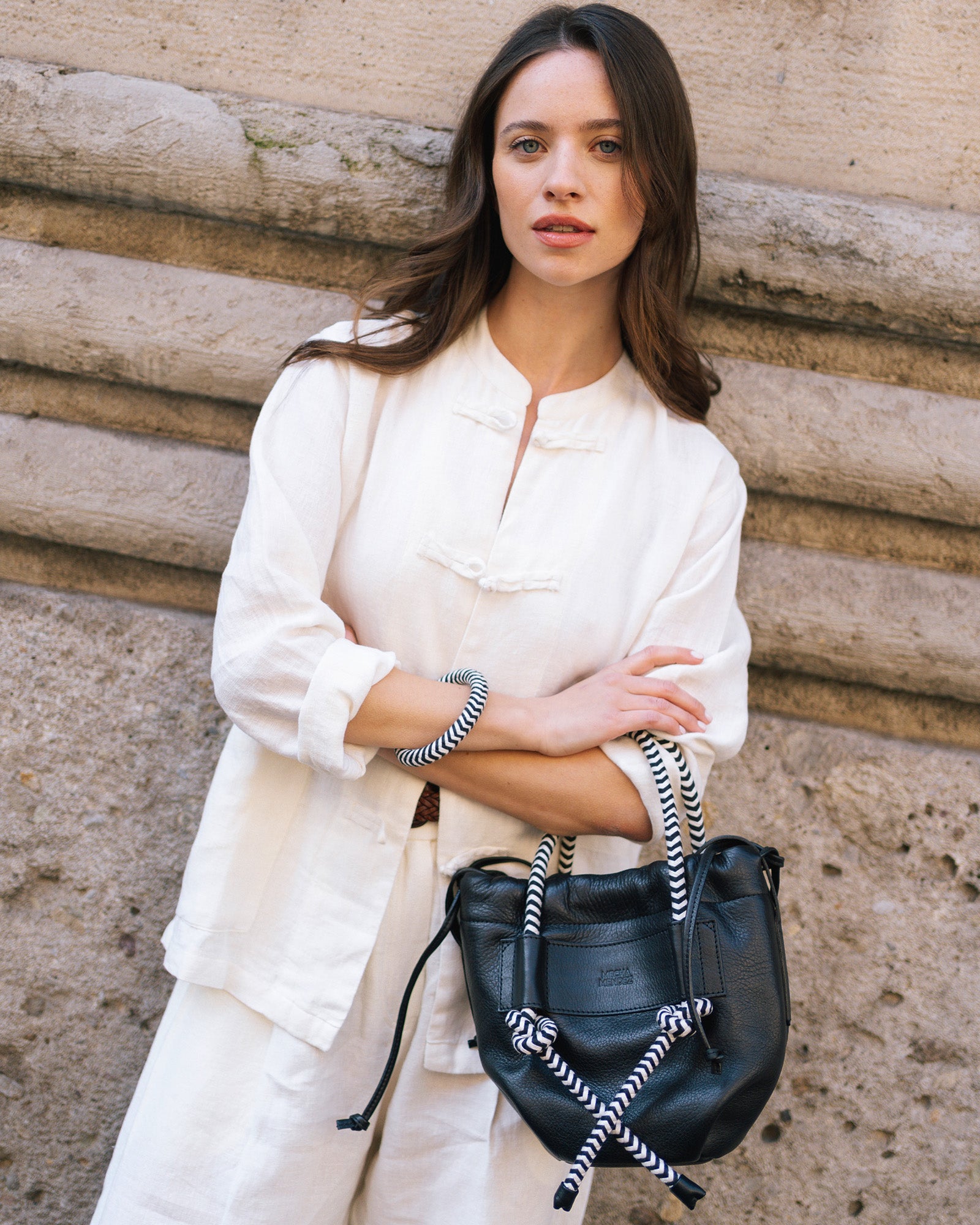 Irupe Mediana - Negro Bataraza