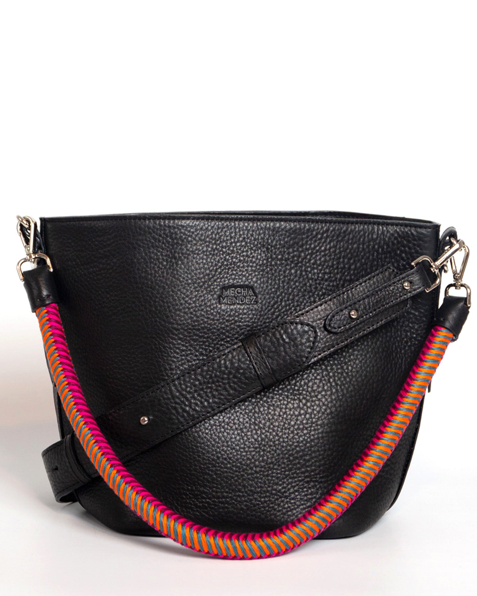 Bucket Clasica - Negro Hipnotica