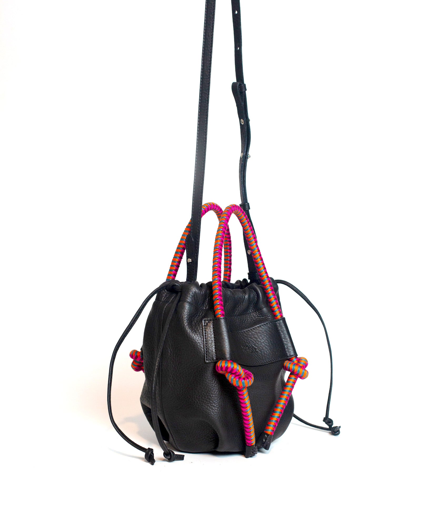 Irupe Mediana - Negro Hipnótica