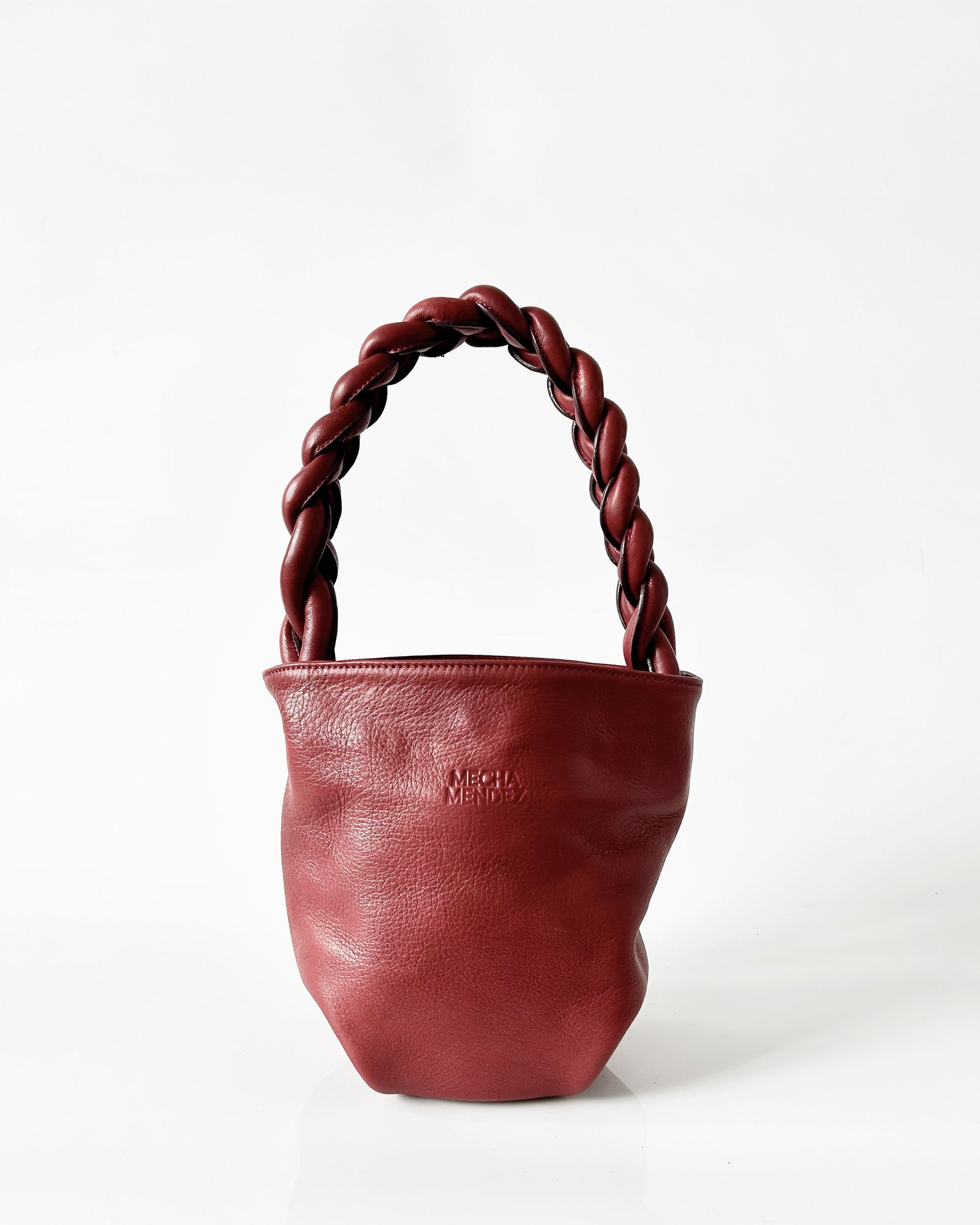 TRENZA ROJO bucket