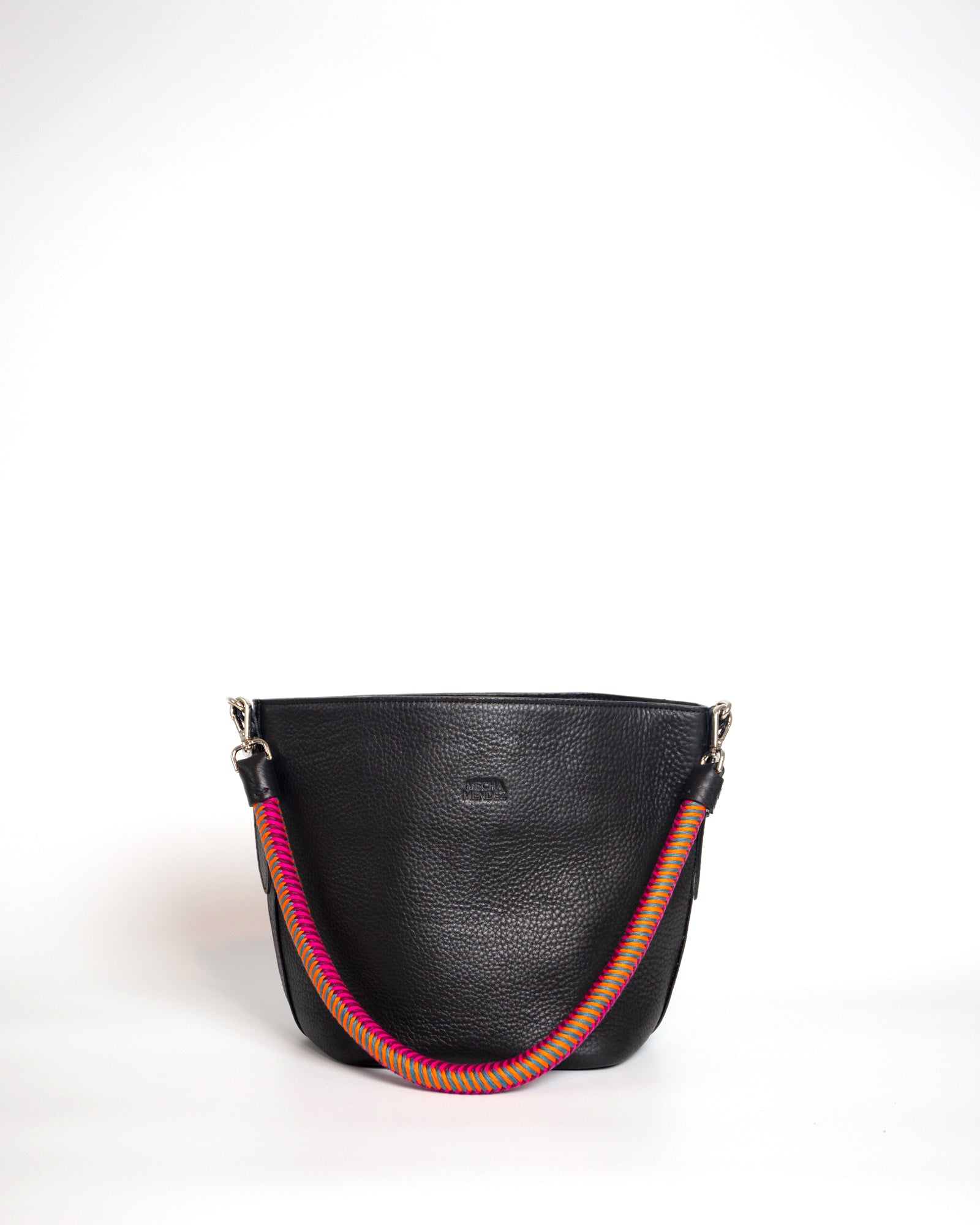 Bucket Clasica - Negro Hipnotica