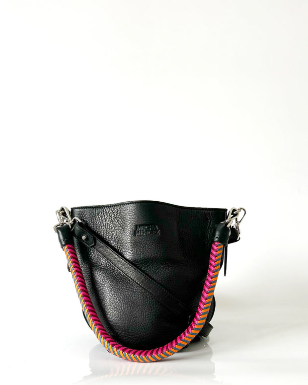 Bucket mediana black