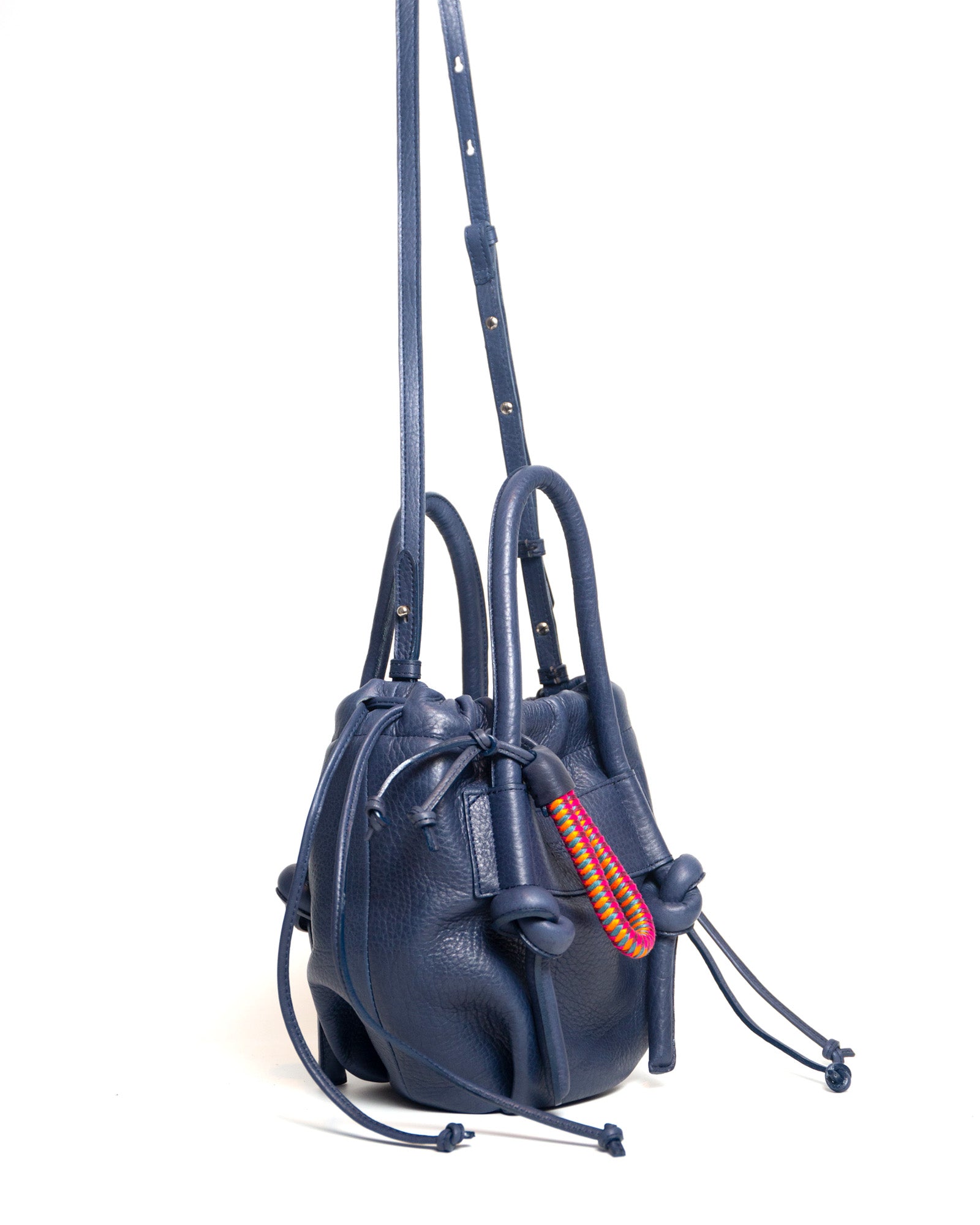 irupe azul charm