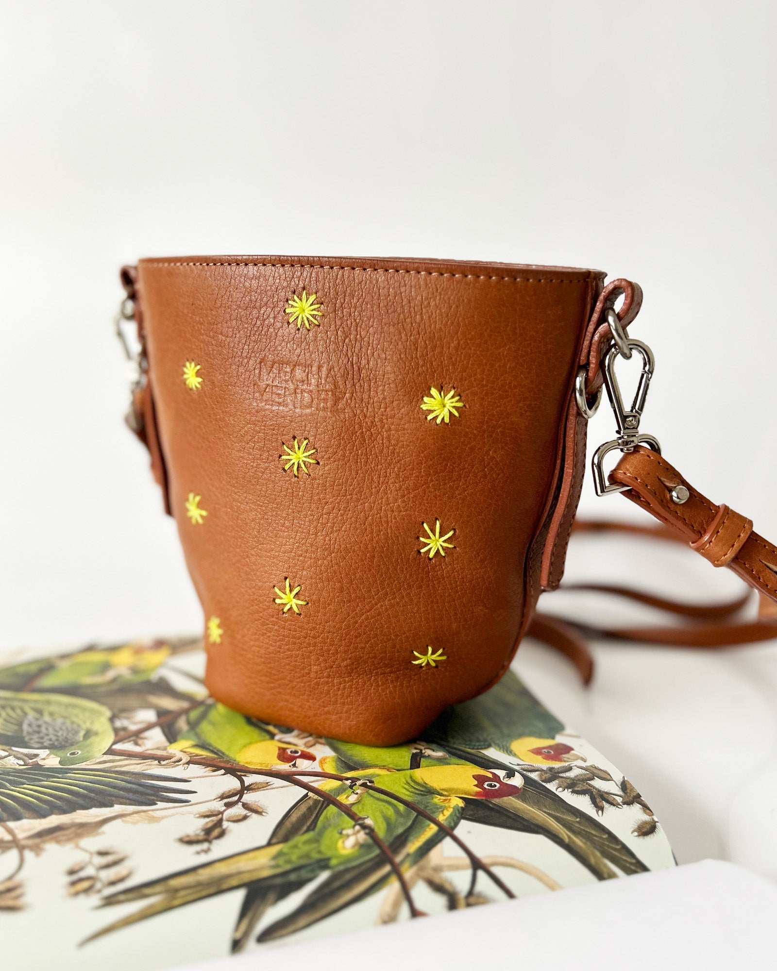 MINI BUCKET Sextiles